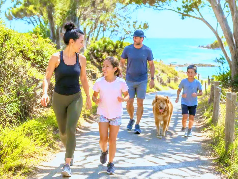 Illustration of Curl Curl parkrun (5km, families welcome)